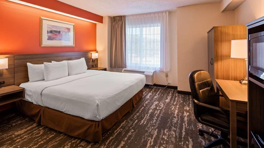 Charlevoix Inn & Suites Surestay Collection By Best Western 객실 사진
