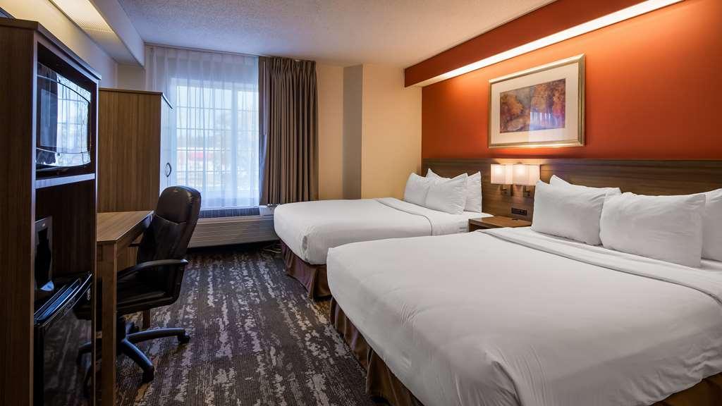 Charlevoix Inn & Suites Surestay Collection By Best Western 객실 사진