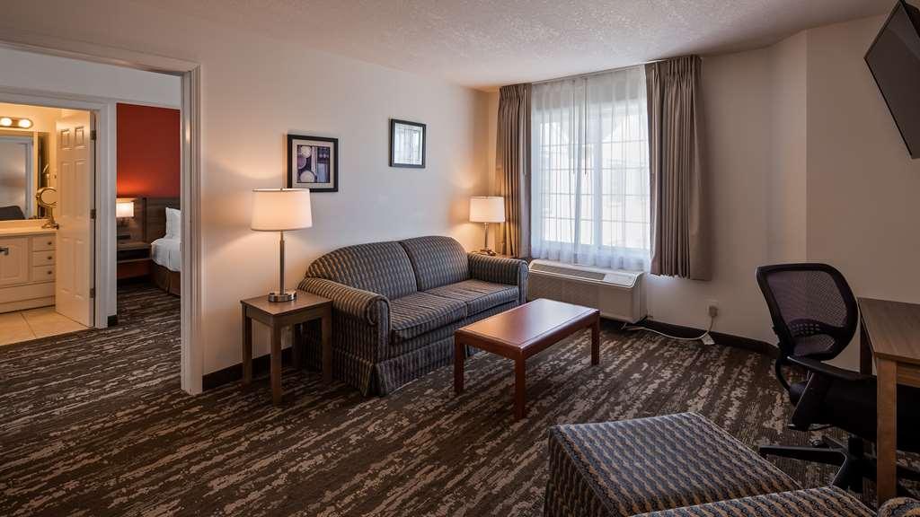 Charlevoix Inn & Suites Surestay Collection By Best Western 객실 사진