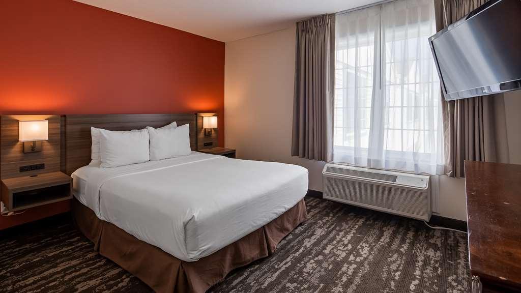 Charlevoix Inn & Suites Surestay Collection By Best Western 객실 사진